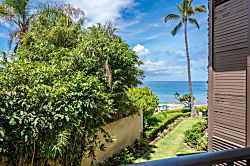 Hale Hui Kai 208 - Property grounds