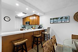 Kamaole Sands Unit 10-117