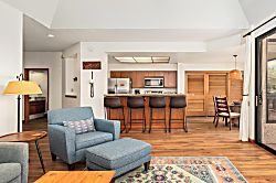 Waikoloa Shores Mountain View Condo