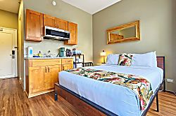 Waikiki Grand Studio with Diamond Head Views