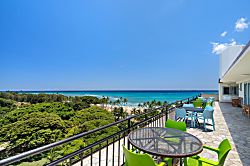 Waikiki Grand Studio with Diamond Head Views