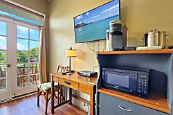 Waikiki Grand Studio with Diamond Head Views