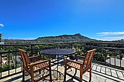 Waikiki Grand Studio with Diamond Head Views