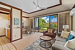 Kiahuna Plantation 114 (Building 18)