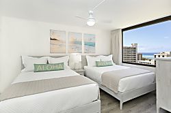 Waikiki Banyan #2412-T2