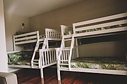 Kihei's Hidden Gem - Bedroom number 4, with double beds on the bottom and twin beds above