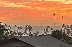 Kihei's Hidden Gem - Sunset view from upper lanai
