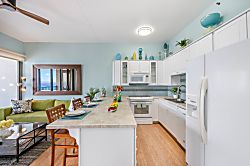 Waikiki Banyan Tower 1, Unit 37