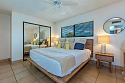 Kihei Beach Fourth Floor Condo - Room