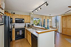 Alii Villas 2nd Floor Unit