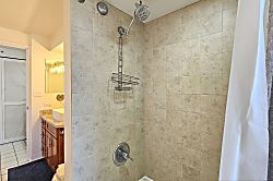 Diamond Head Beach Hotel Studio 5th Floor