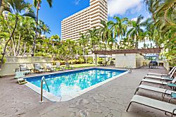 Royal Garden at Waikiki Studio 159