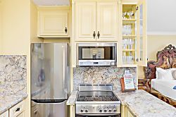 Royal Garden at Waikiki Studio 159