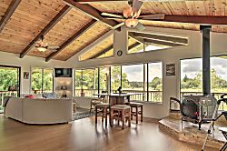 Peaceful Volcano Home Near National Park!