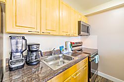 Waikiki Sunset Resort 2008