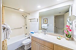 Waikiki Sunset Resort 2008