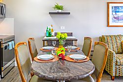 Waikiki Sunset Resort 2008