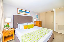 Waikiki Sunset Resort 2008