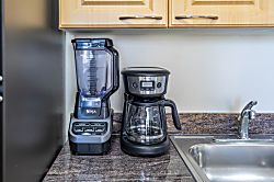 Waikiki Sunset Resort 2008