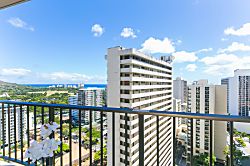 Waikiki Sunset Ocean View 1BR