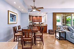 Palms at Wailea 705 - Dining