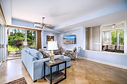 Palms at Wailea 705 - Living area