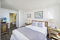 Ocean-Marina Retreat