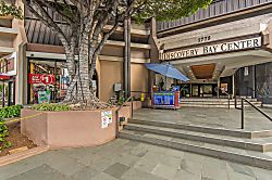 Ocean-Marina Retreat