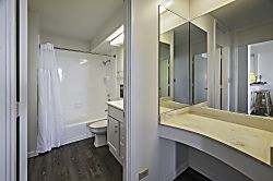 Ocean-Marina Retreat