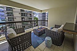 Waikiki Beach Tower Condo