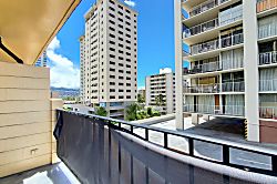 The Bamboo 701 - Dreamy King Studio