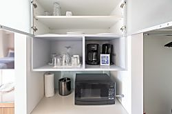 Ala Moana Condo 29th Floor Studio