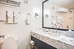 Ala Moana Condo 29th Floor Studio