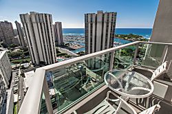 Ala Moana Condo 29th Floor Studio
