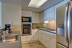 Valley Isle Resort 1103