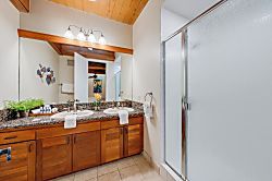 Kahana Outrigger 3A2