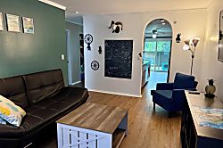 Remodeled Waimea Retreat