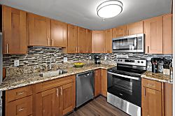 Ilikai Hotel Condo 2100