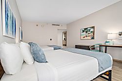 The Palms Waikiki 1124 