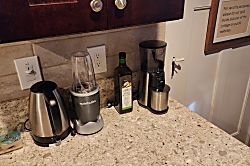 Tropical Oasis Cottage