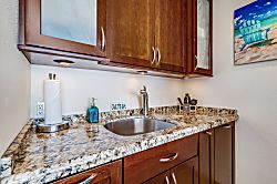 Maalaea Banyons Oceanfront Condo