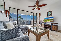 Maalaea Banyons Oceanfront Condo