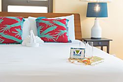 Waikiki Banyan Tower 2, 37th Floor Unit