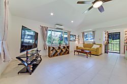 The Kahili Studio Retreat