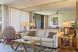 Maui Sunset B207 - Living area