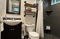 Hana Organic Farm Studio #2