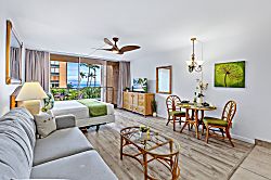 Royal Kahana 216