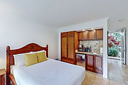 Islander on the Beach 171