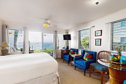 Kapa'a Sands 12 Oceanfront Studio