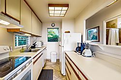 Kapa'a Sands 12 Oceanfront Studio